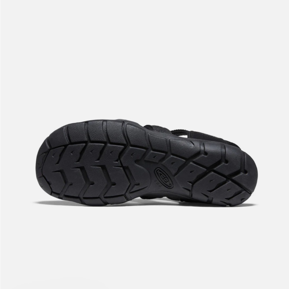 Women's KEEN Clearwater CNX Sandal - Picture 6 of 12